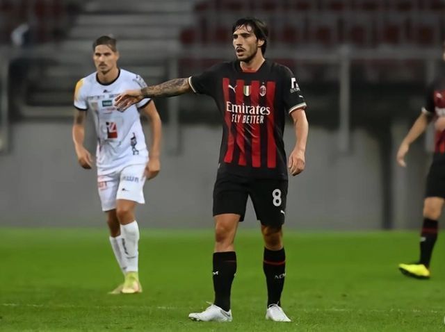 在本次锦标 在本次锦标