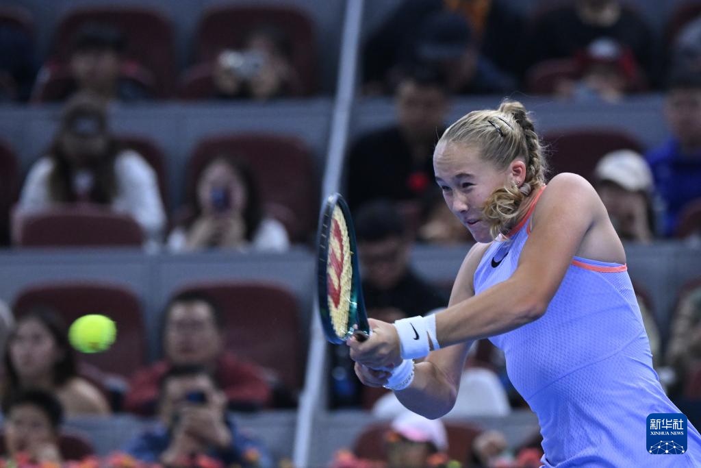 体育中超进行时：足协再开罚单 朱挺 钟晋宝被禁赛罚款