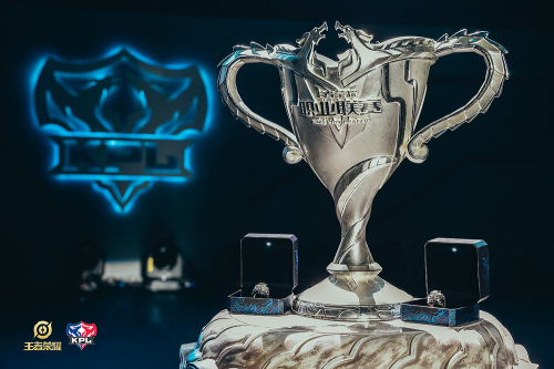 在足球或篮 在足球或篮