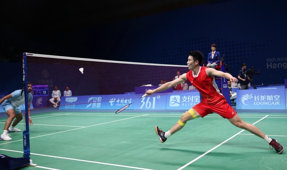 估其竞技状 估其竞技状