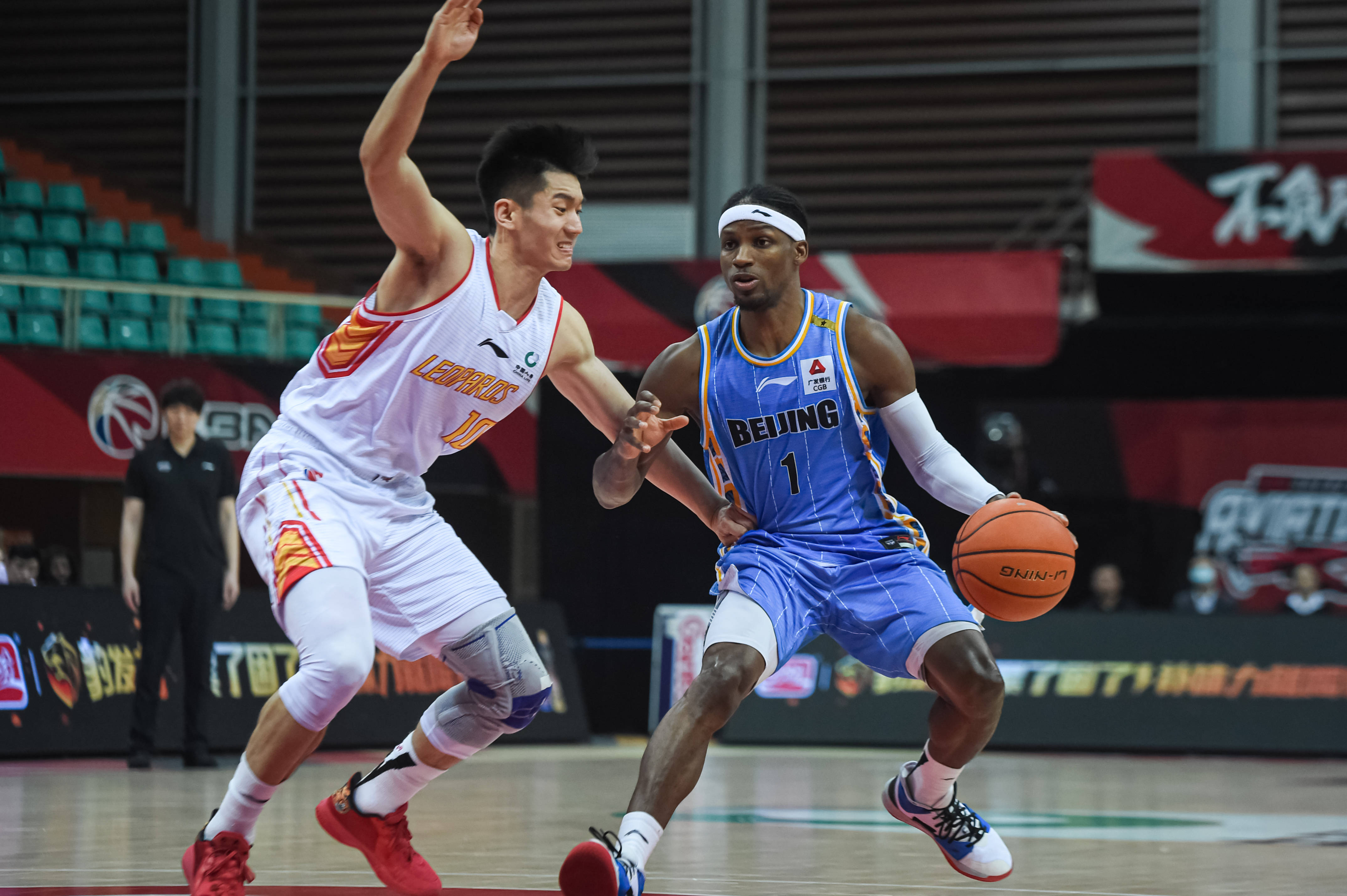 仅是前场的 仅是前场的